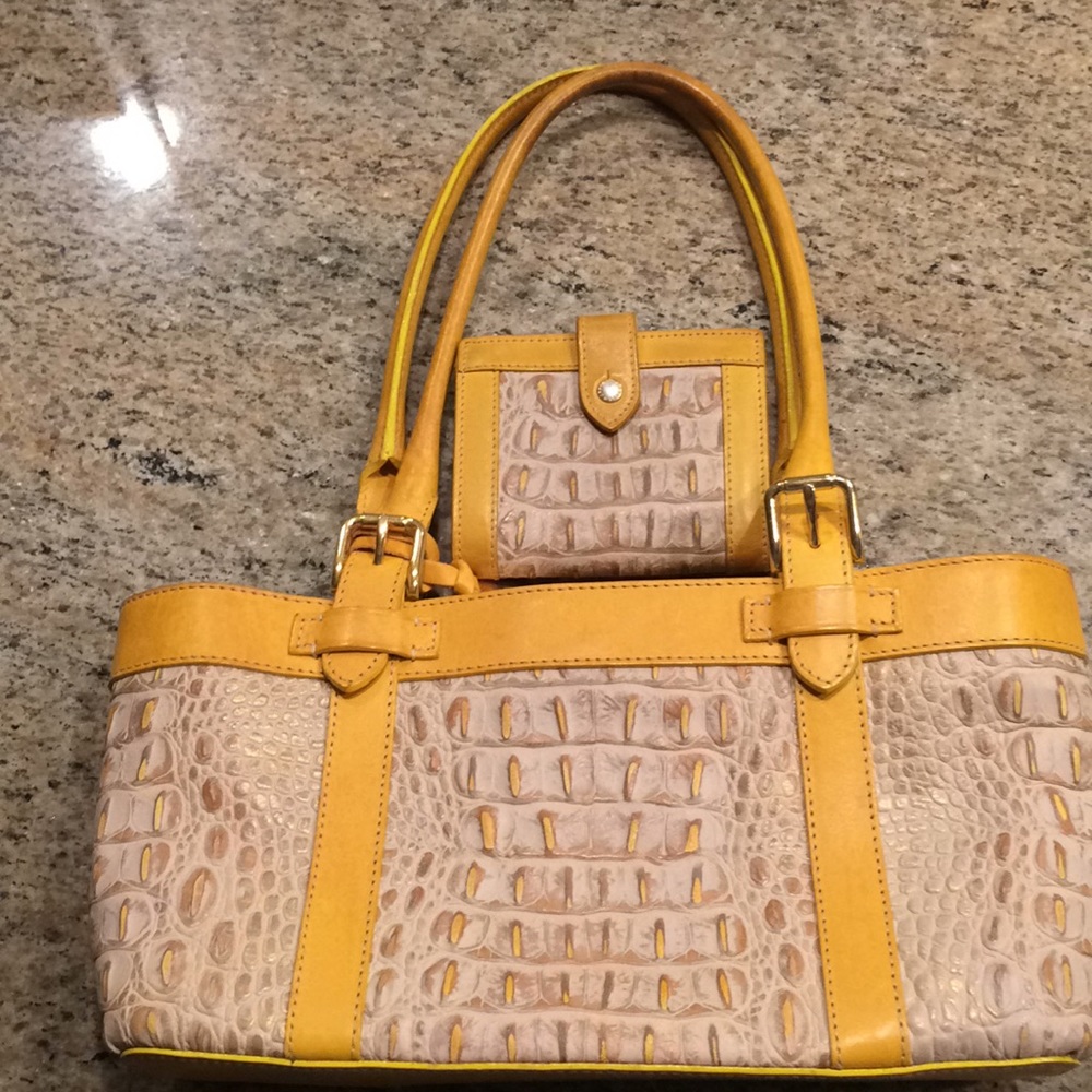 Handbag With Matching Wallet. Just Added Wallet - image 4